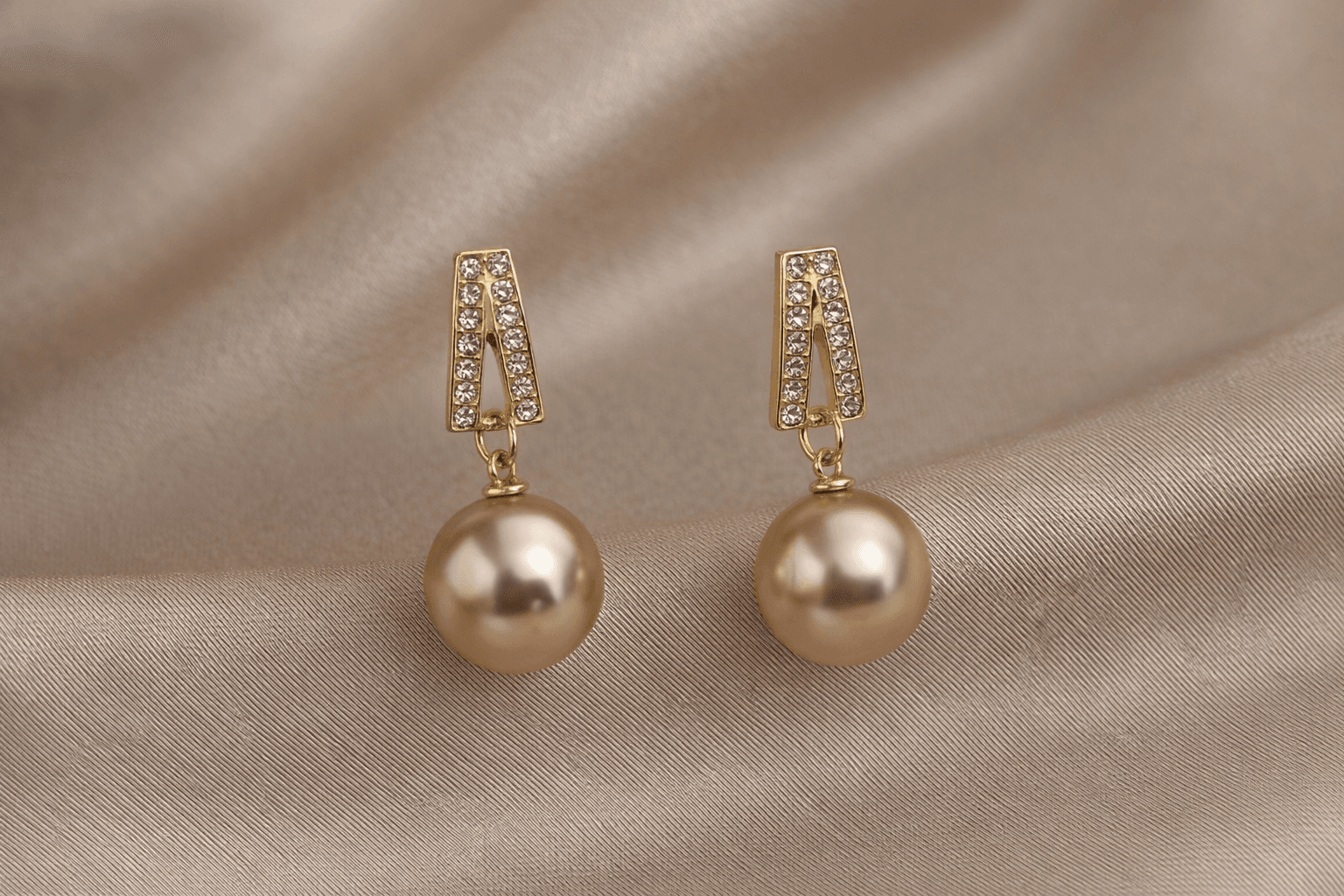 Gold-Toned Crystal & Pearl Drop Earrings