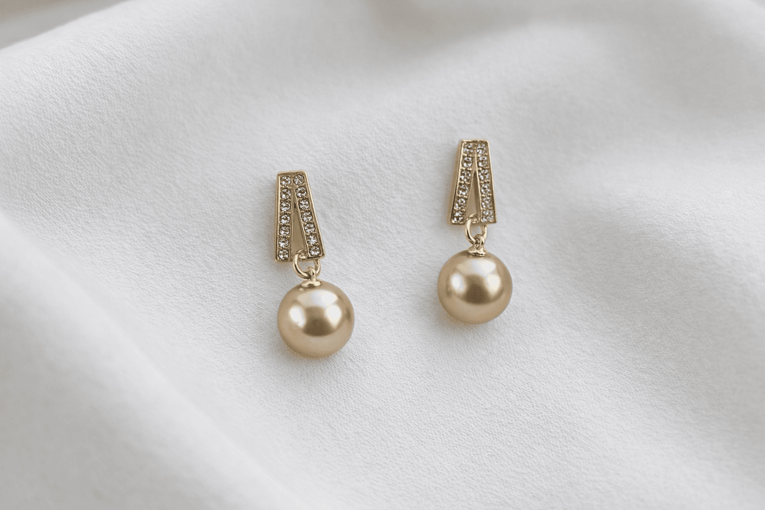 Gold-Toned Crystal & Pearl Drop Earrings