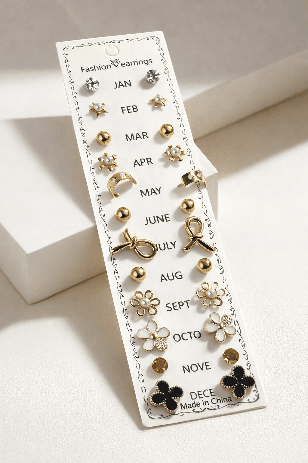 Korean 12 pairs of stud earrings