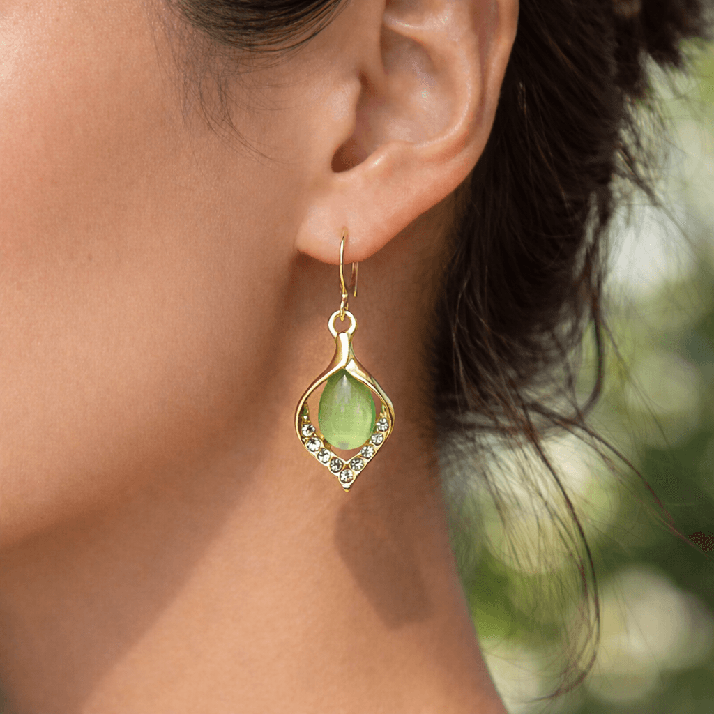 Butterfly Aura Green Stone Necklace & Earrings Set